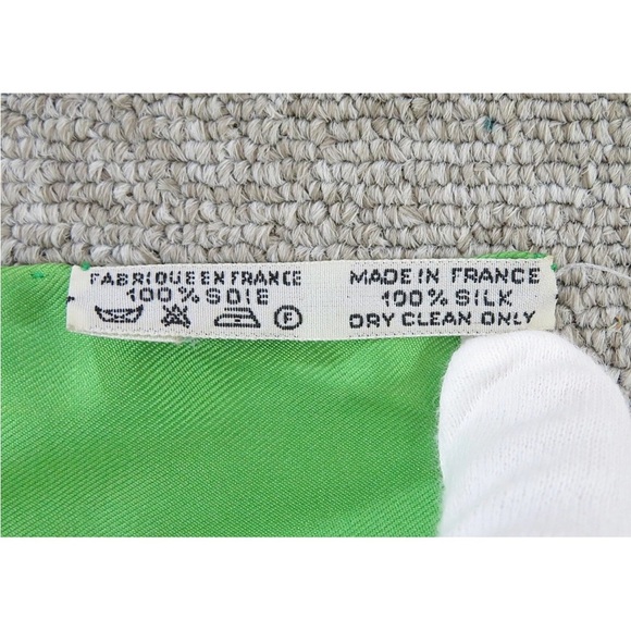 Hermes Silk Scarf in Vibrant Green - Picture 9 of 10